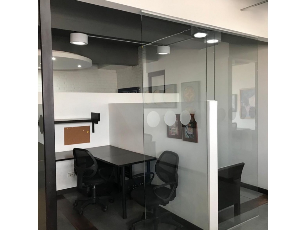 Arriendo oficina en el Centro Comercial Unilago - 5