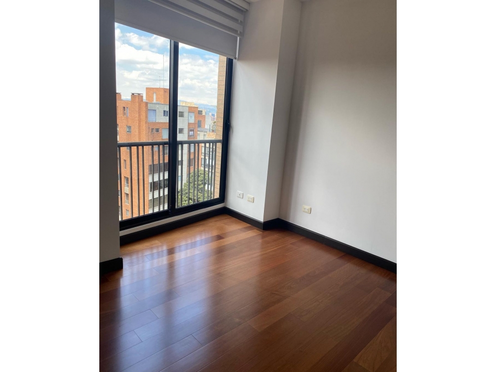 Vendo o arriendo apartamento en Chicó Alto — foto 3