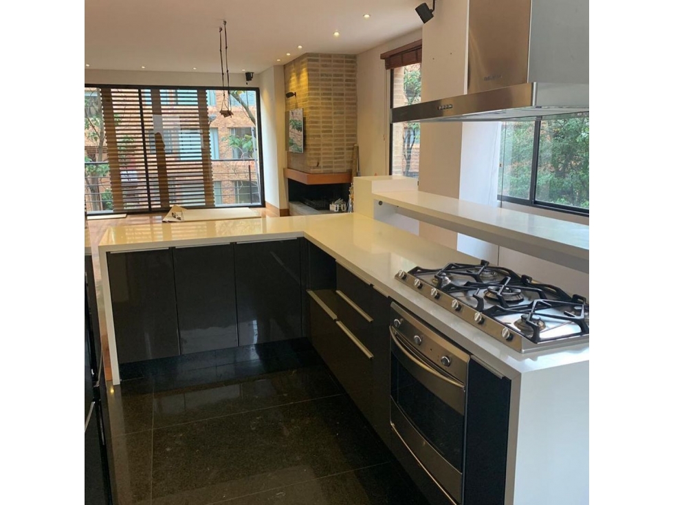 Arriendo apartamento en La Cabrera — foto 4