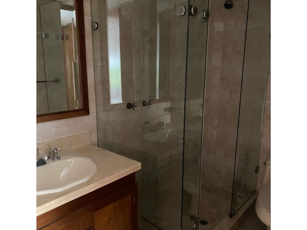 Vendo o arriendo apartamento en Chicó Reservado — foto 5