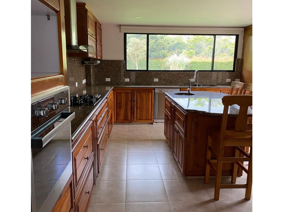 Vendo/arriendo casa en San Simon — foto 6