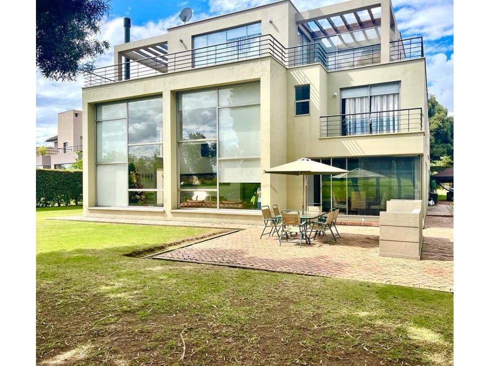 Arriendo casa en San Jacinto - 1