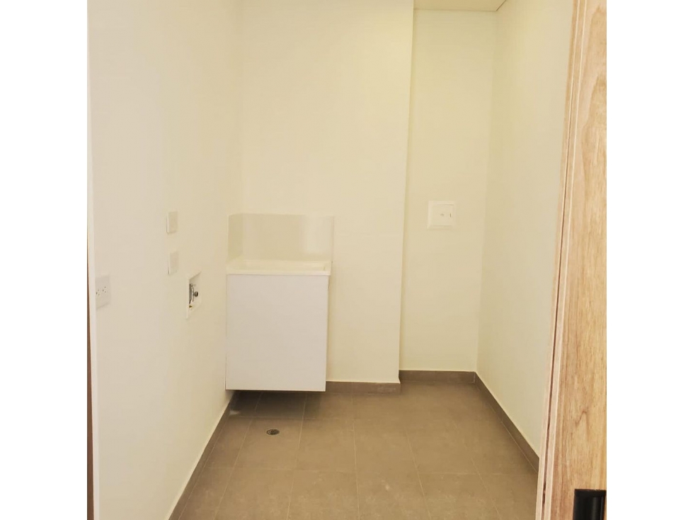 Arriendo apartamento en Guaymaral