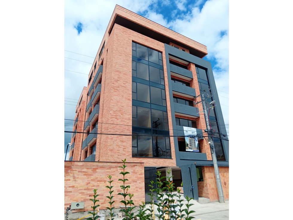 Venta de Departamento, Cuenca, Edificio San Francisco, 72m² - 1