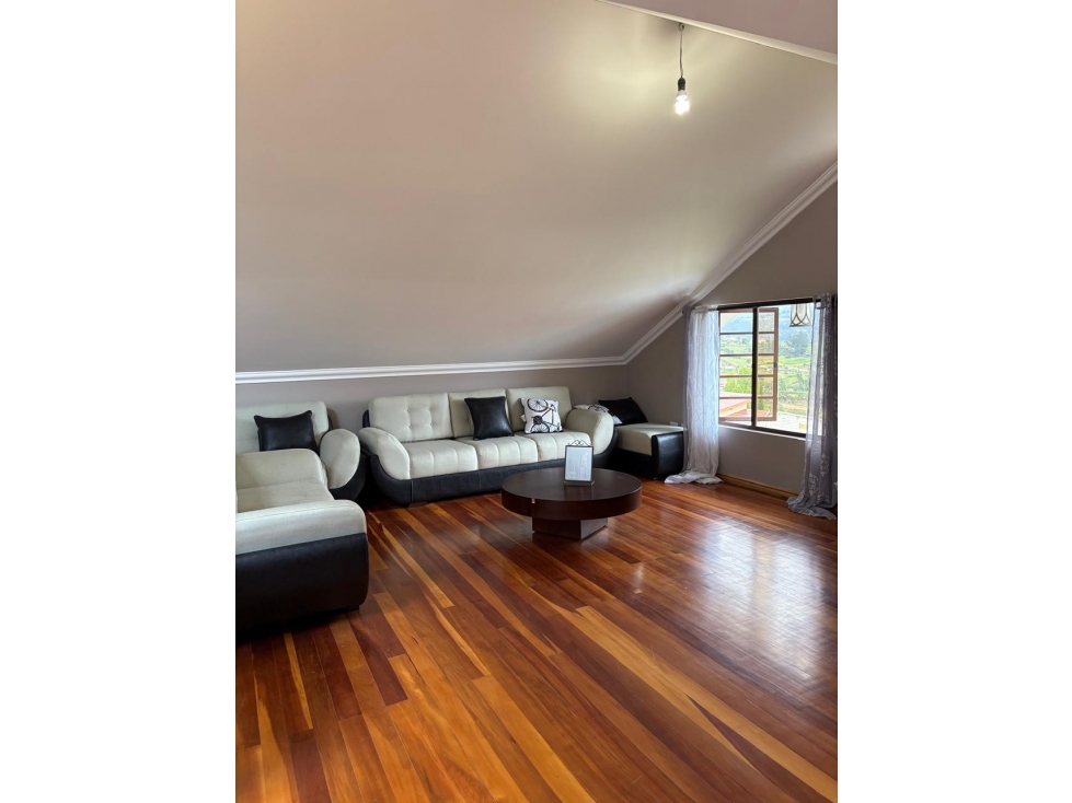 Venta de Casa Amueblada, Cuenca, Sector Nulti, 1008 m2 - 6