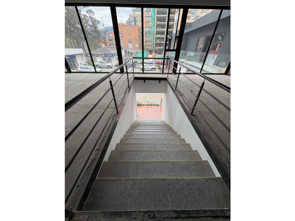 Alquiler Local Comercial, Rio Plaza, Puertas del Sol, Cuenca 310 m2 - 5