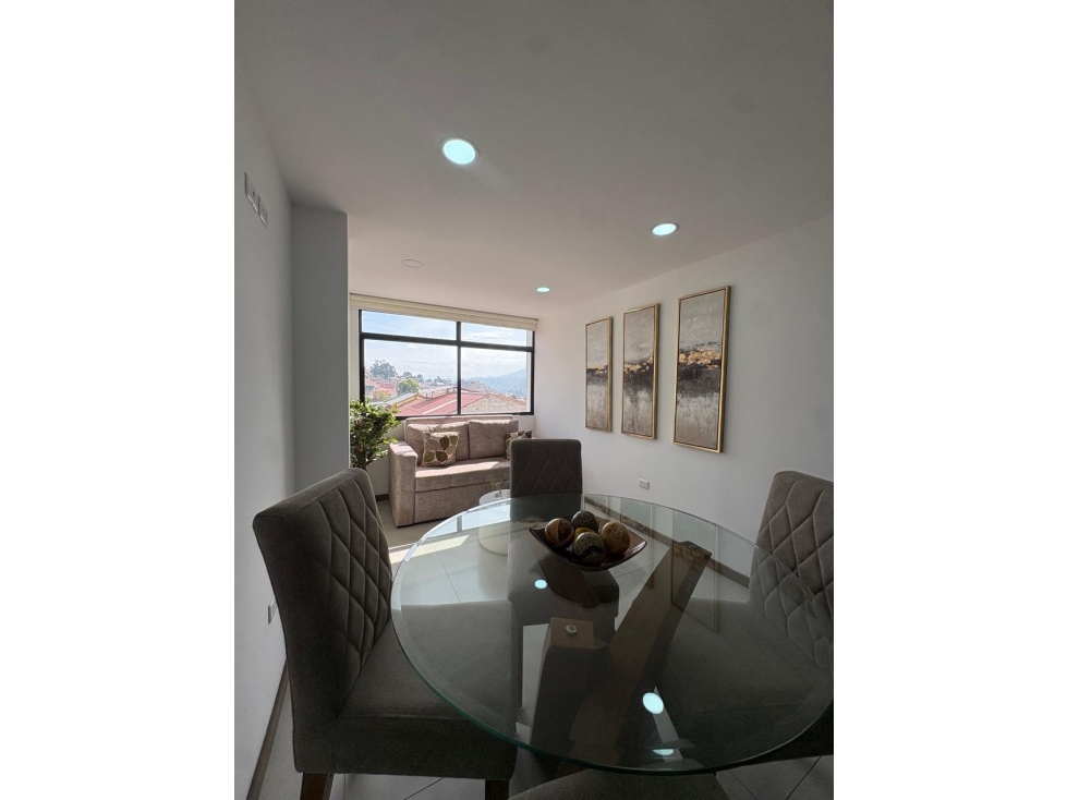 Alquiler Departamento Amueblado, Edificio Fortaleza, Cuenca — foto 5