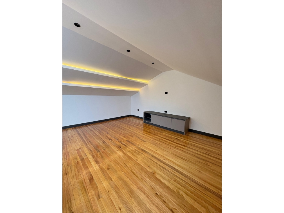 Venta de Casa Nueva Amueblada, Cuenca, Sector Misicata, 160 m2 - 4