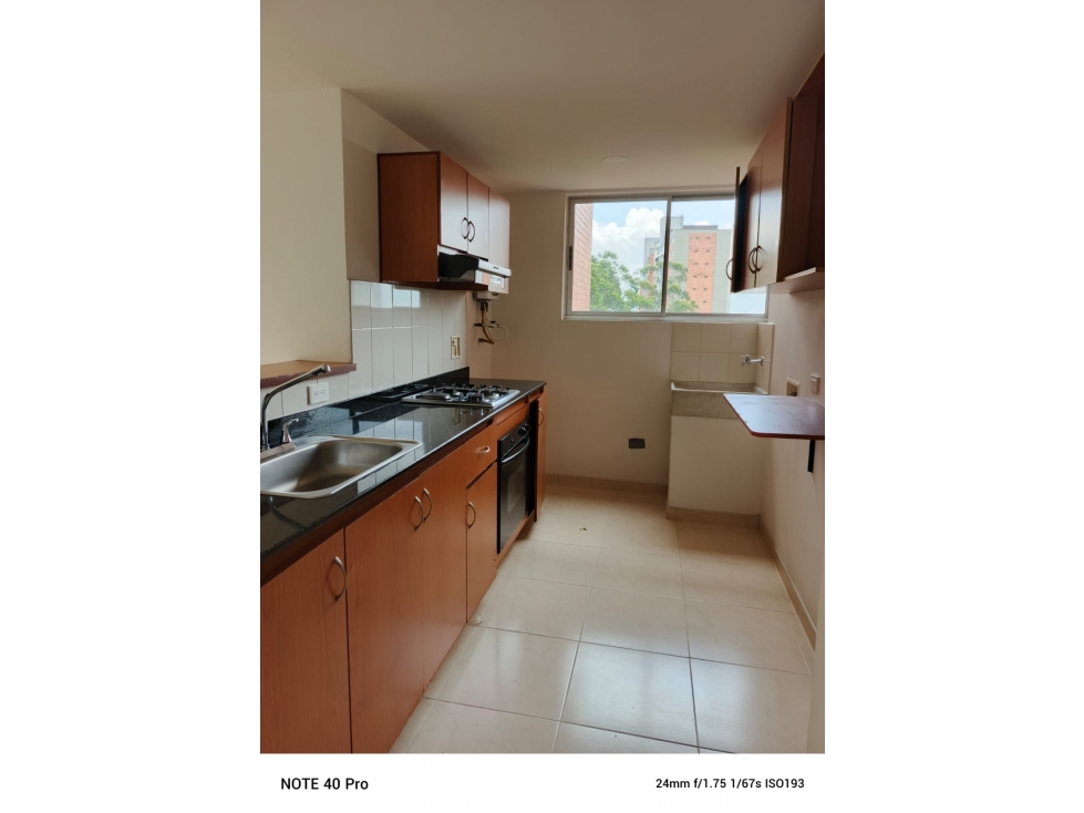 ARRIENDO ESPECTACULAR APARTAMENTO EN ENVIGADO — foto 3