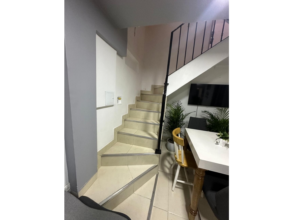 ¡SE VENDE HERMOSA CASA 3 NIVELES EN ROBLEDO-PAJARITO! — foto 6