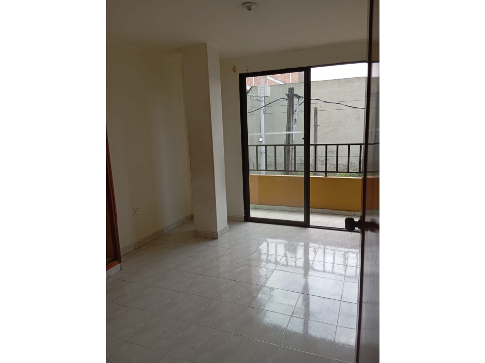 ARRIENDO ESPECTACULAR APARTAMENTO EN ITAGUI — foto 2