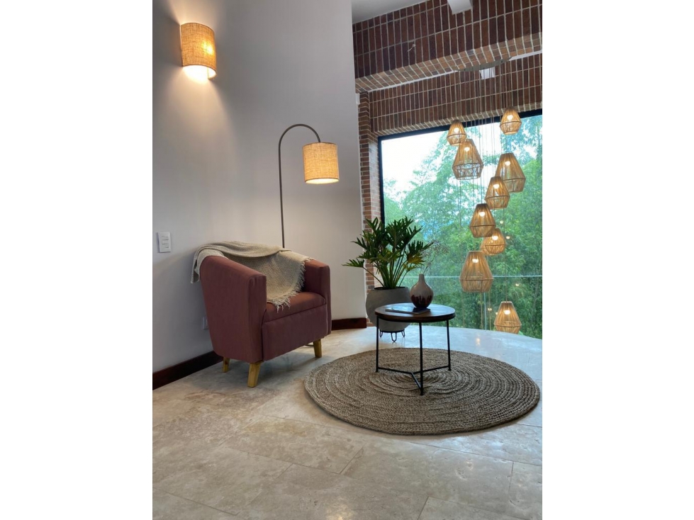 SE VENDE ESPECTACULAR CASA EN SAN LUCAS