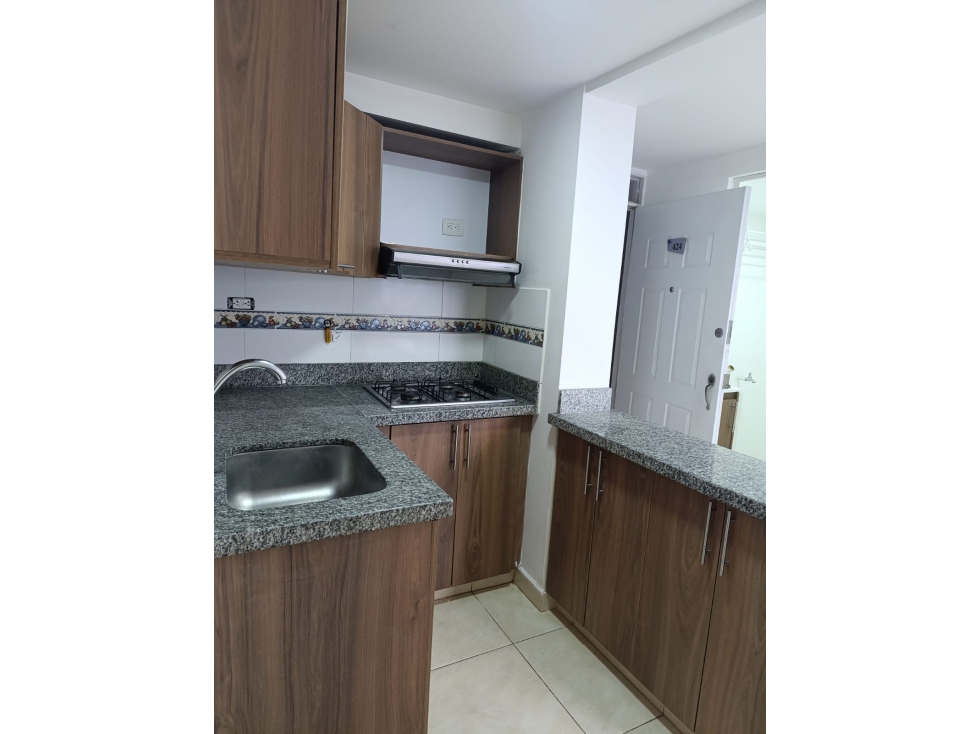 ARRIENDO APARTAMENTO EN ROBLEDO PAJARITO — foto 2