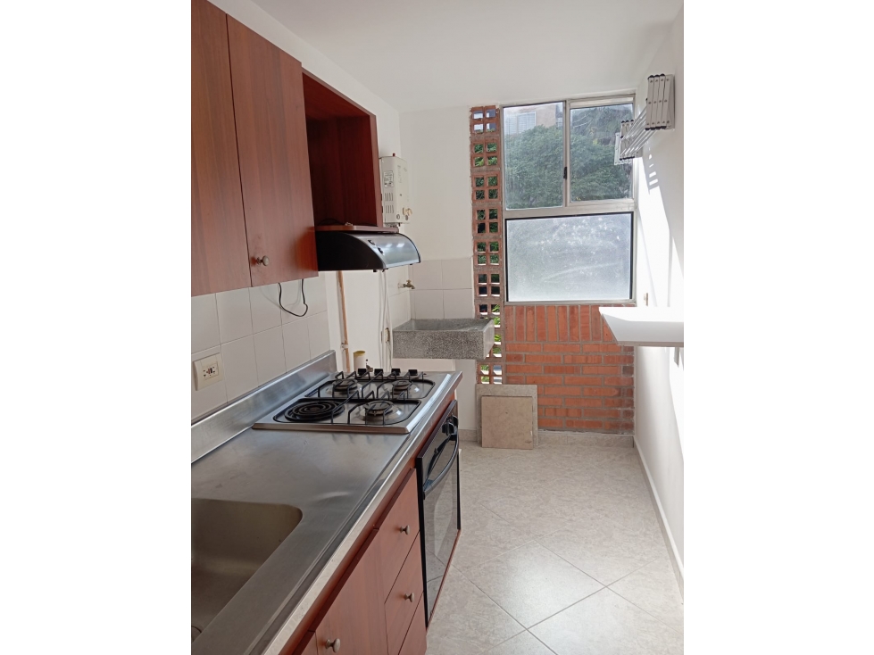 Se arrienda hermoso apartamento en Calasanz — foto 3