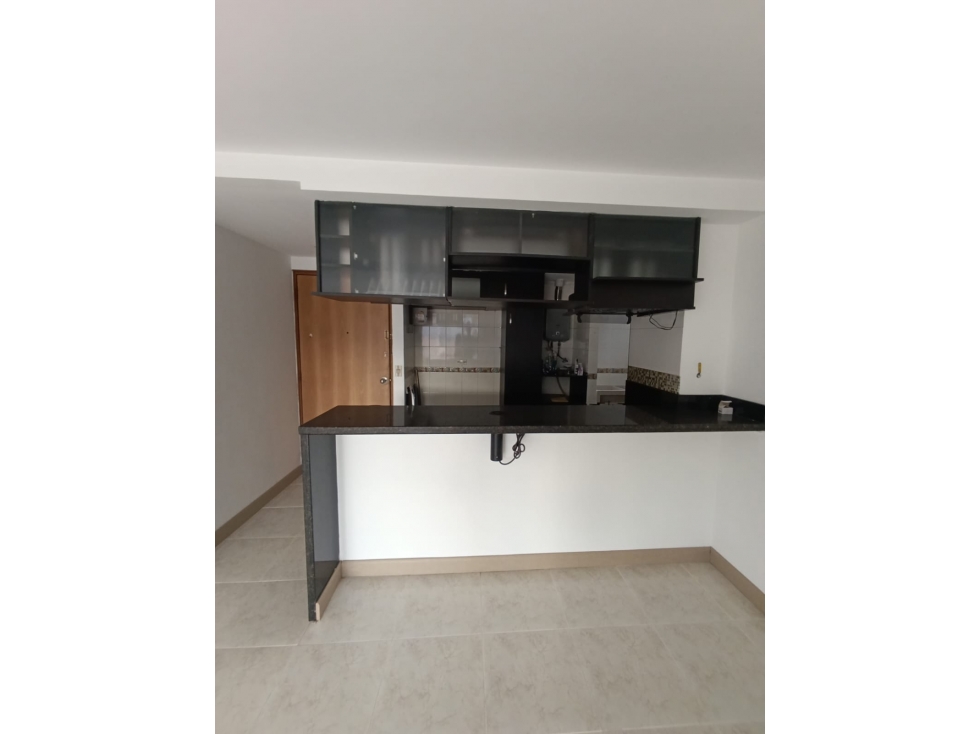 ARRIENDO APARTAMENTO EN LAURELES — foto 4