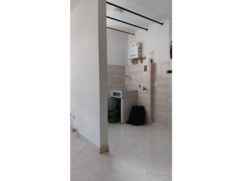 ARRIENDO HERMOSO APARTAMENTO LIMONAR 2 — foto 4