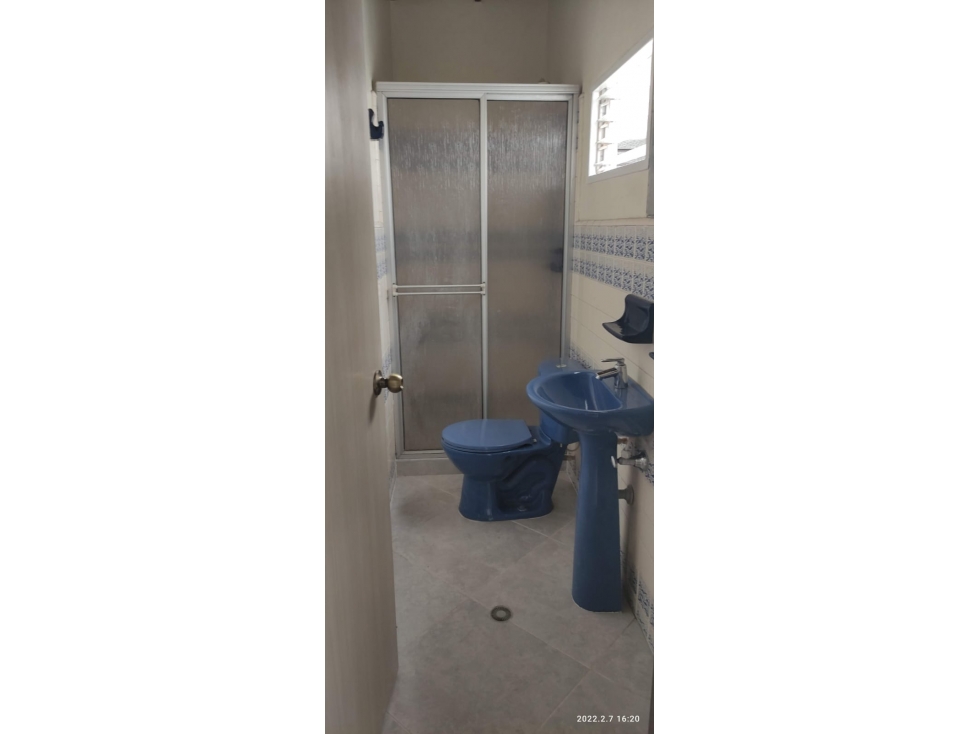 ARRIENDO HERMOSO APTO GRANDE EN CALSANZ — foto 5