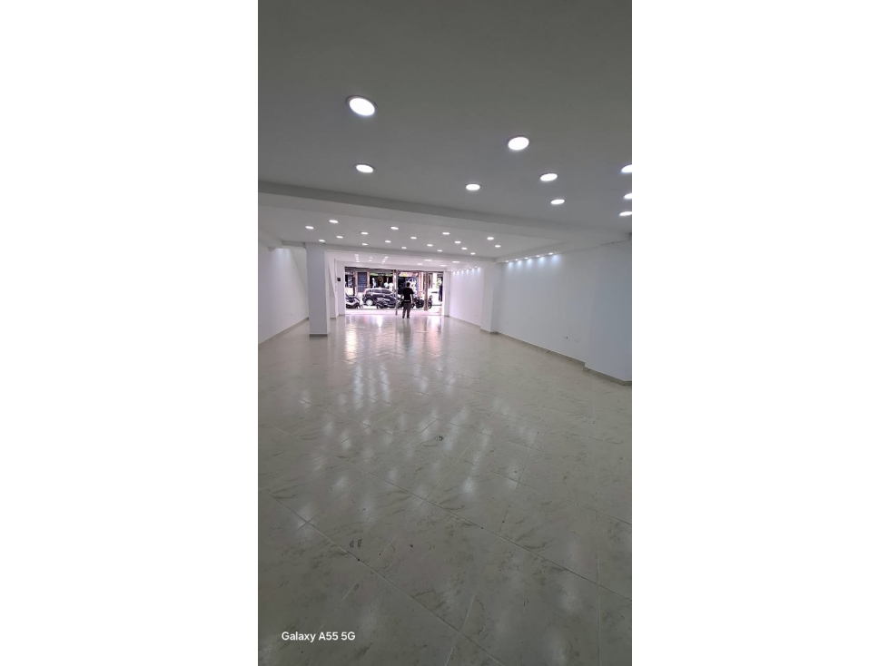 ARRIENDO ESPECTACULAR LOCAL EN ITAGUI PARTE CENTRAL Y COMERCIAL