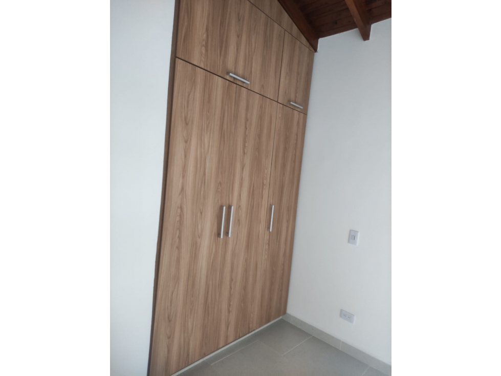 SE VENDE HERMOSO APARTAMENTO EN PRADO CENTRO — foto 4
