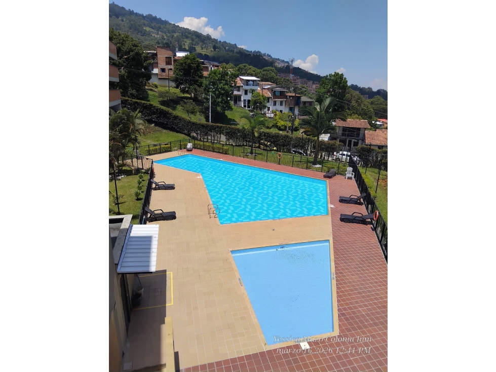 Se arrienda hermoso apartamento en pajarito