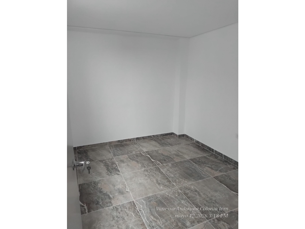 SE ARRIENDA HERMOSA CASA MUY REMODELADO VELODROMO — foto 2