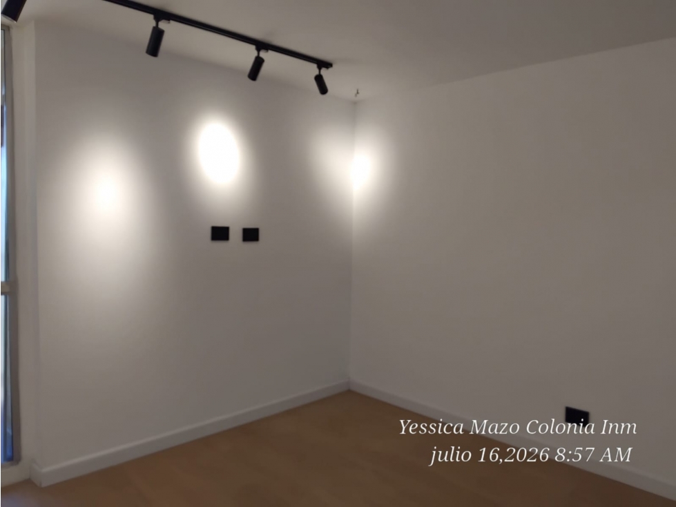 Se arrienda hermoso apartaestudio en el centro — foto 4