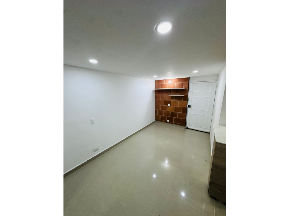 VENDO HERMOSO APARTAMENTO EN ROBLEDO PAJARITO — foto 2