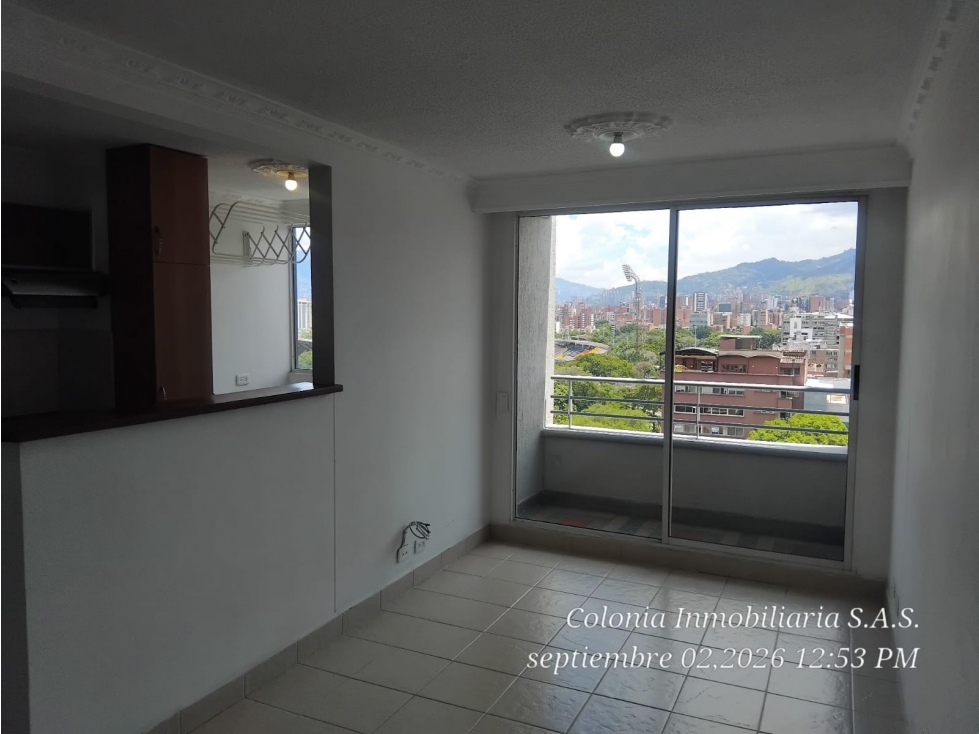 APARTAMENTO EN ARRIENDO LOS COLORES — foto 3