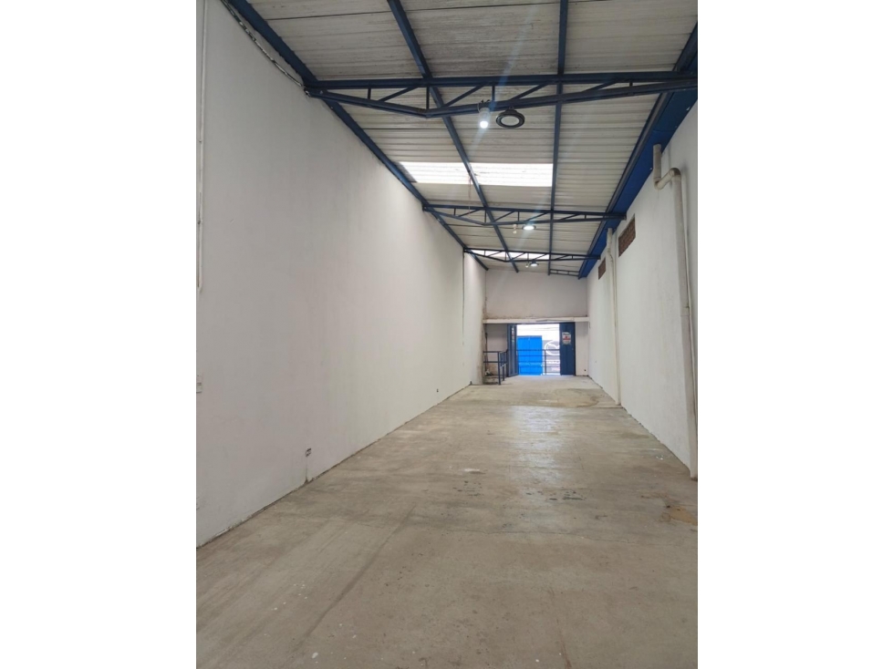 BODEGA EN ARRIENDO NARANJAL