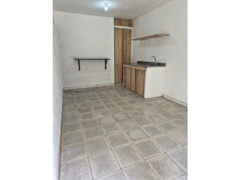 APARTAESTUDIO EN ARRIENDO CAMPO VALDÉS