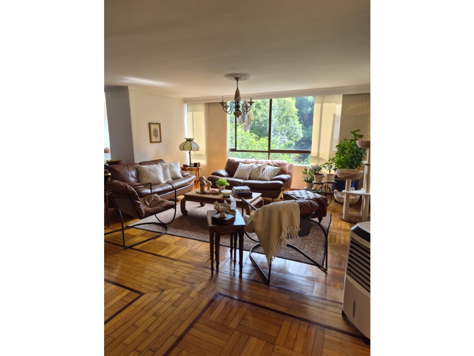 Se vende apartamento en el poblado