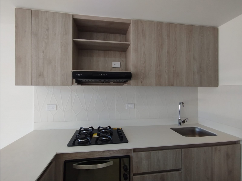 SE ARRIENDA ESPECTACULAR APARTAMENTO EN LA ESTRELLA - 1