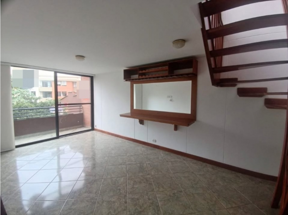 VENDO Hermoso apartamento dúplex en envigado — foto 2