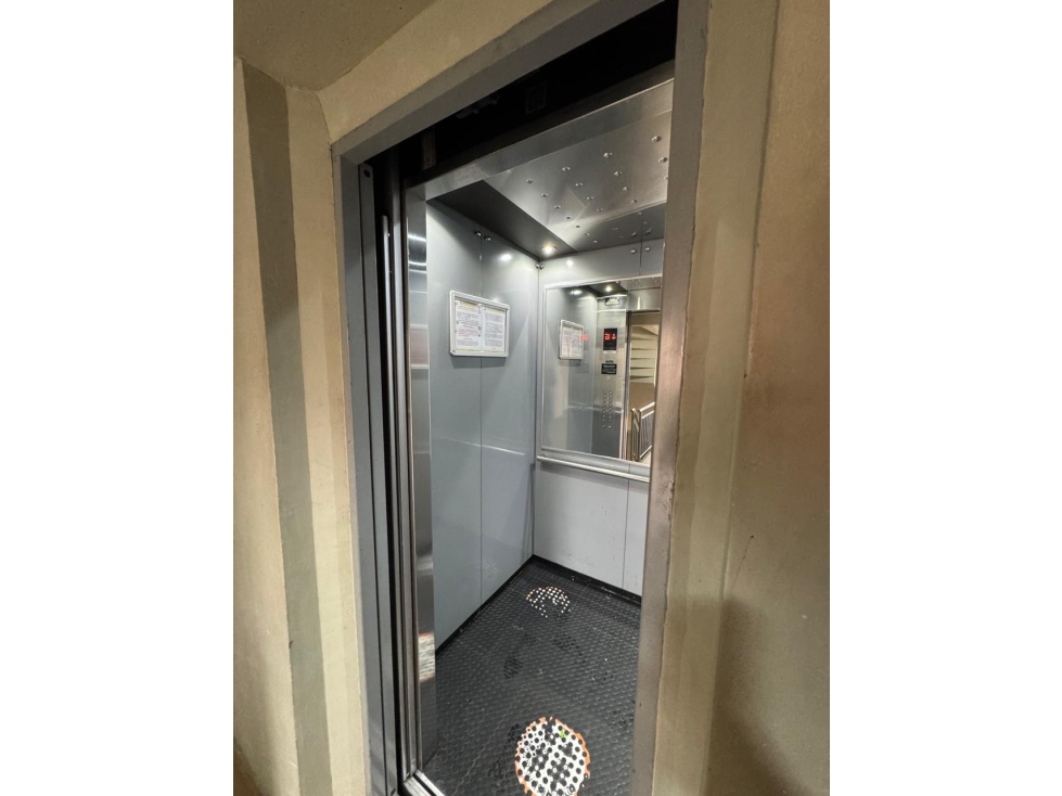 SE VENDE HERMOSO APARTAMENTO EN ENVIGADO SECTOR LA MINA — foto 5