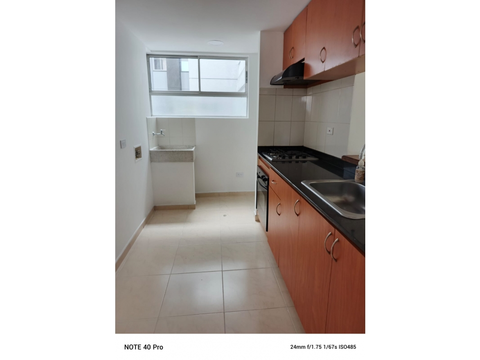 ARRIENDO COMODO APARTAMENTO EN ENVIGADO