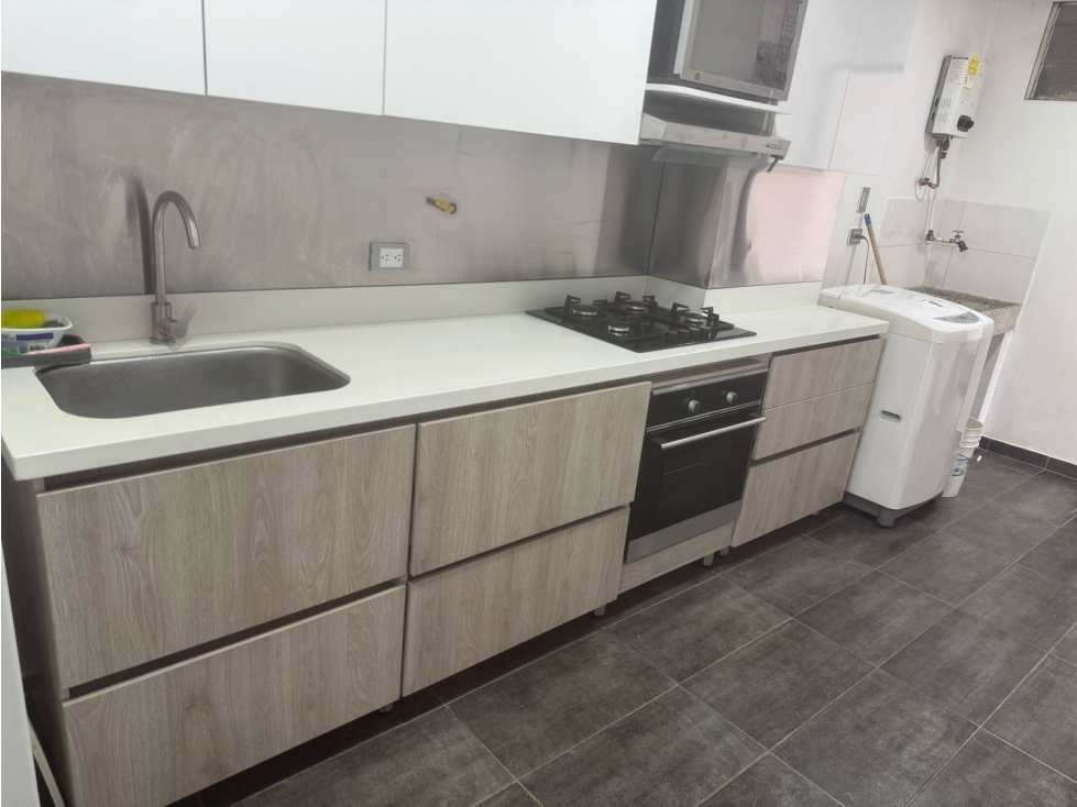 ¡SE VENDE APTO EN LAURELES -SIMON BOLIVAR!