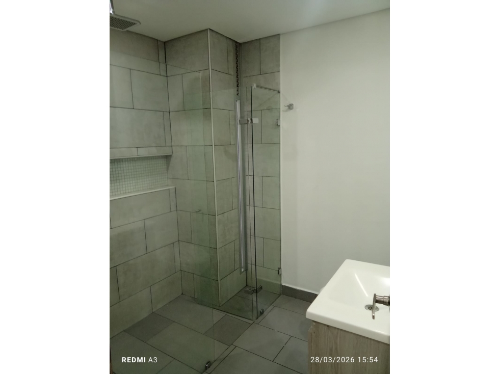 SE ARRIENDA HERMOSO APARTAMENTO EN LAURELES — foto 4