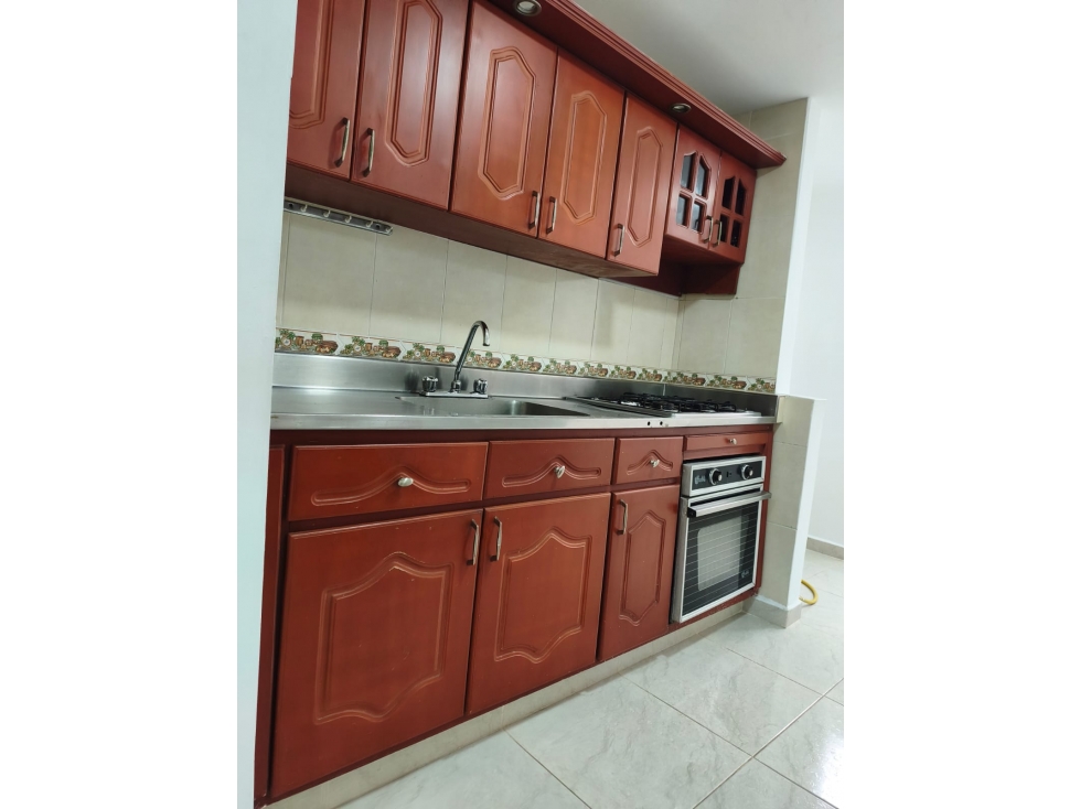 ¡AMPLIO Y HERMOSO APARTAMENTO EN ARRIENDO EN BELÃN ROSALES! - 2