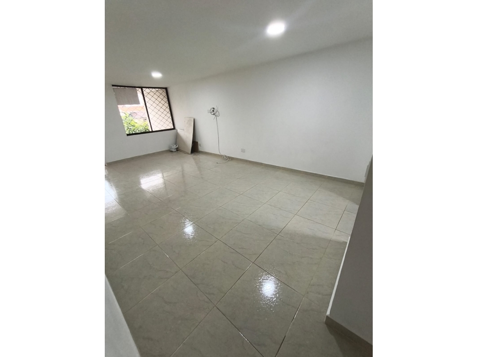¡AMPLIO Y HERMOSO APARTAMENTO EN ARRIENDO EN BELÃN ROSALES! - 3