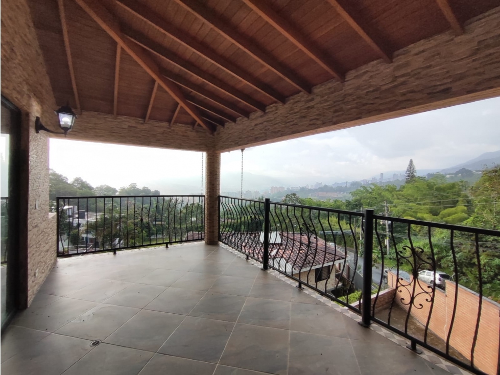 ARRIENDO ESPECTACULAR CASA EN ENVIGADO LOMA DEL ESCOBERO — foto 4