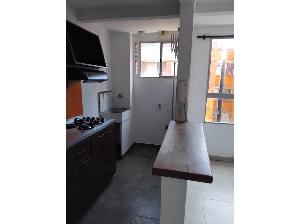 SE VENDE HERMOSO APARTAMENTO EN ROBLEDO PAJARITO — foto 2