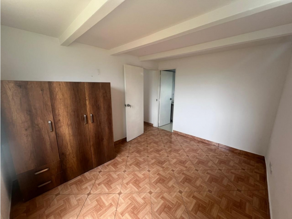 VENDO COMODO APARTAMENTO EN CALDAS PRIMAVERA - 4