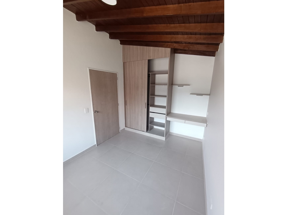 Se vende hermoso apartamento en Laureles — foto 4