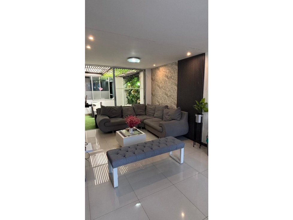 VENDO HERMOSO APARTAMENTO EN SANTA MÓNICA