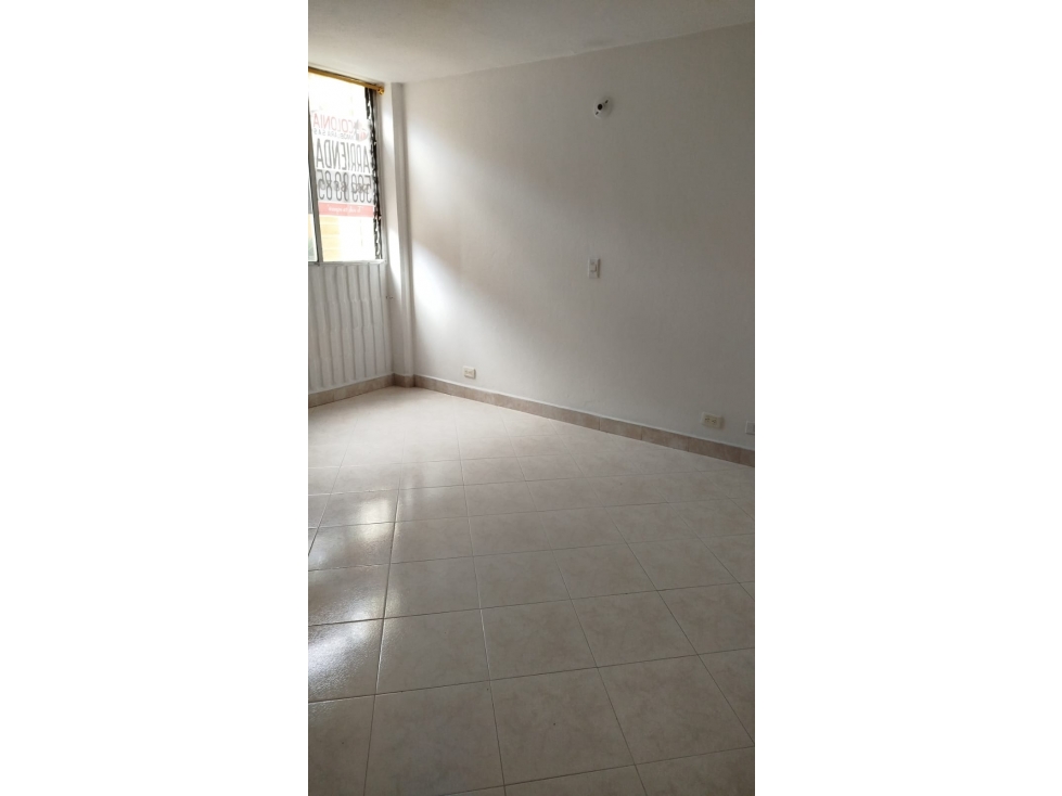 ARRIENDO HERMOSO APTO BELEN GRANADA — foto 3