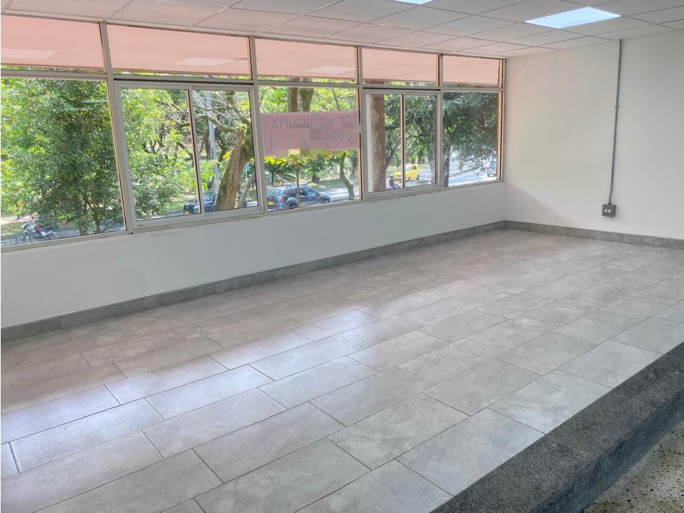 se arrienda local en Belen La Villa — foto 2