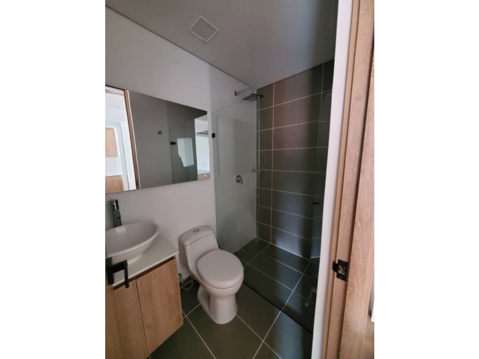 SE ARRIENDA HERMOSO APARTAMENTO TIPO LOFT EN LAS ORQUIDEAS - ENVIGADO — foto 6