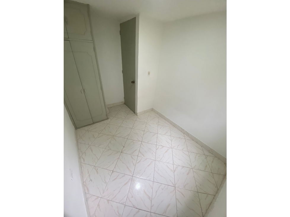 ARRIENDO HERMOSO APTO PEQUEÑO UNIDAD ABIERTA SAN ANTONIO DE PRADO — foto 3
