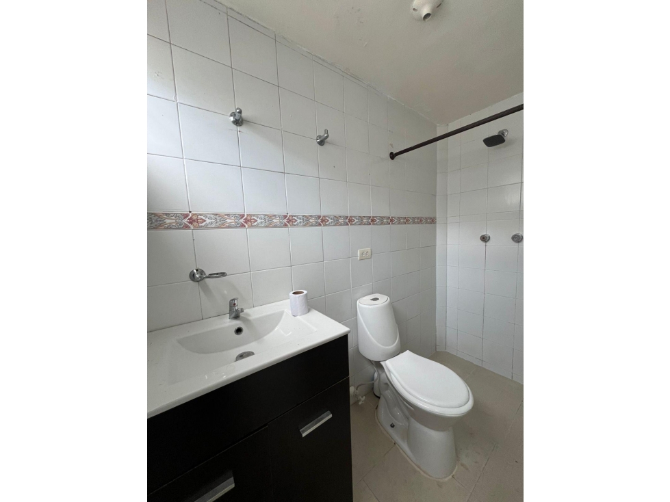 SE VENDE DUPLEX A DOS CUADRAS DEL PARQUE DEL POBLADO — foto 2