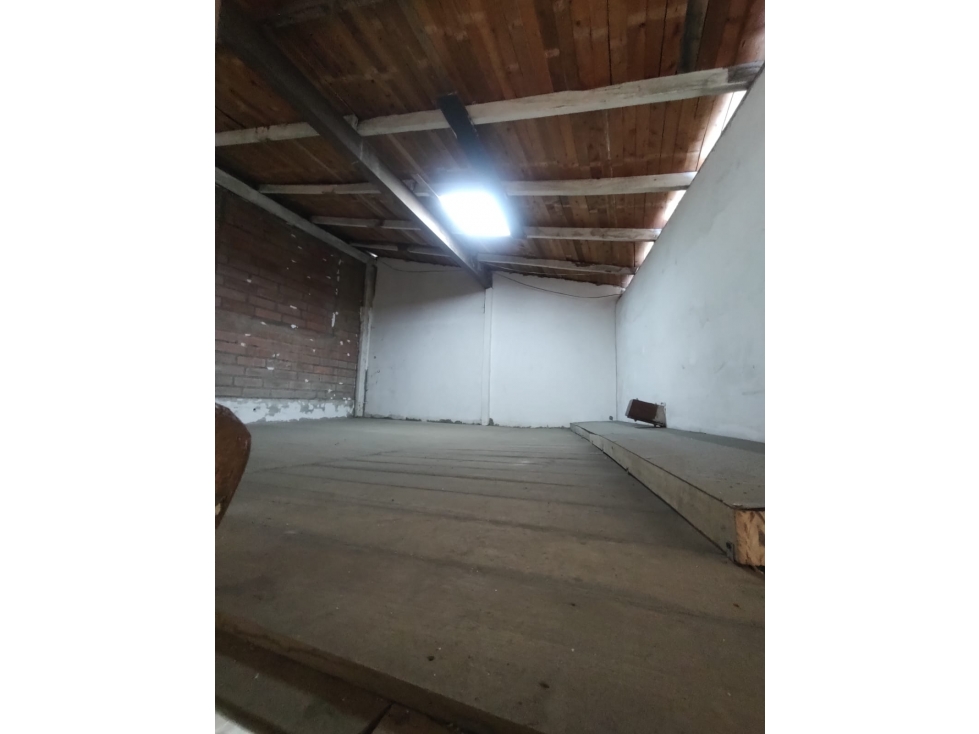 ARRIENDO ESPECTACULAR LOCAL EN ITAGUI — foto 2